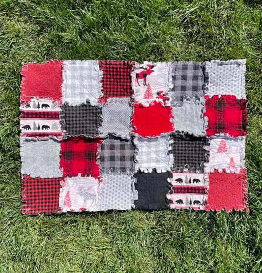 Bears and Buffalo Plaid Raggedy Quilt - Crib Size