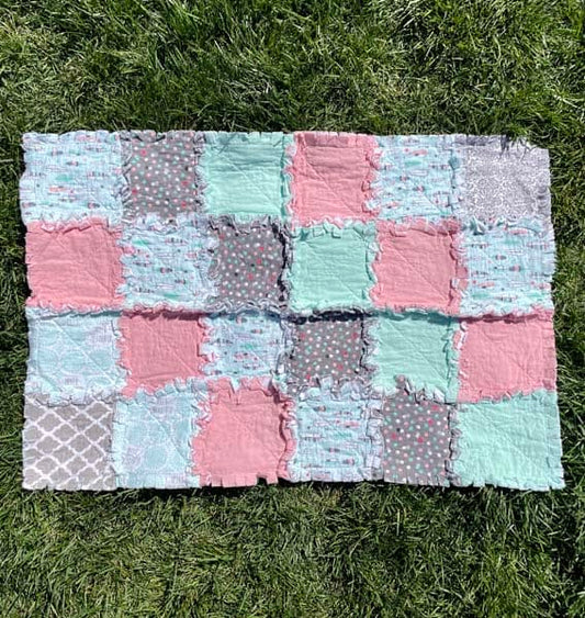Boho Raggedy Quilt – Crib Size